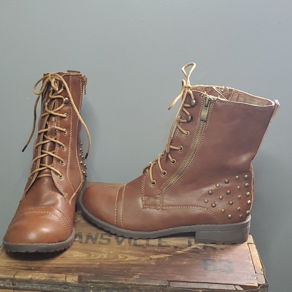 Herstyle brown studded boots size 8, side zip